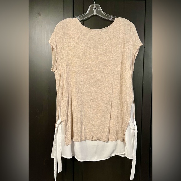 Pebble & Stone Layered Top - Picture 2 of 8